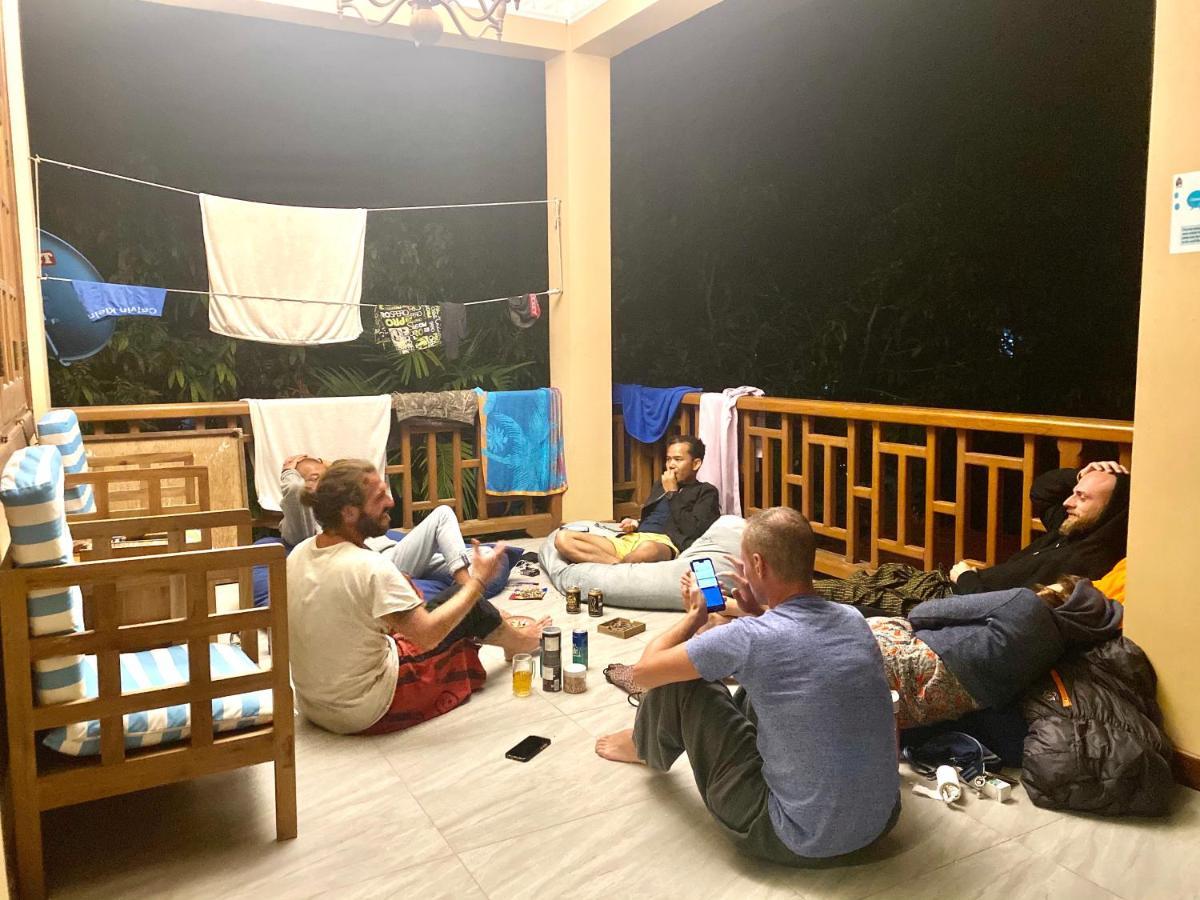 Westay @ Chillax House-ガパリ エクステリア 写真